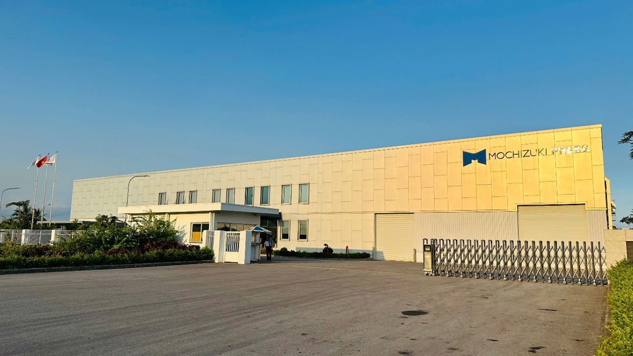 株式会社望月プレス工業所様－－ベトナム現地工場の「製造・品質教育の土台」として、eラーニング（ベトナム語）を活用